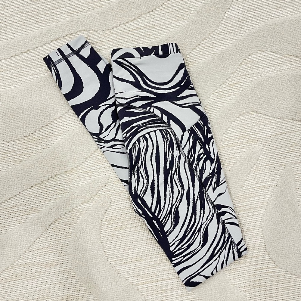 Lululemon Swift Speed High-Rise Tight 28" Spin Off Jacquard Vapor Graphite
